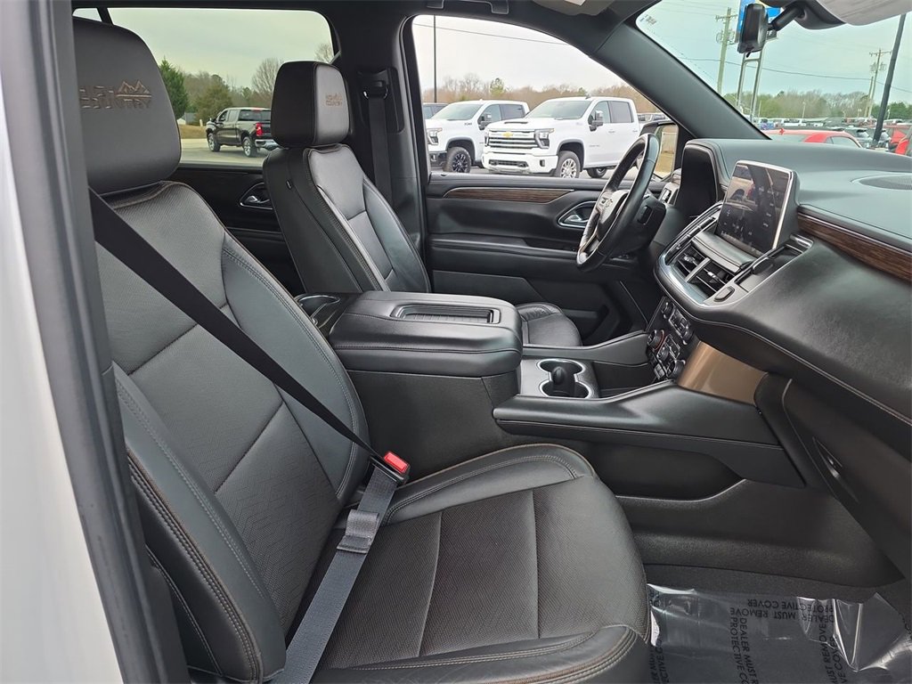 Used 2021 Chevrolet Suburban High Country image 27