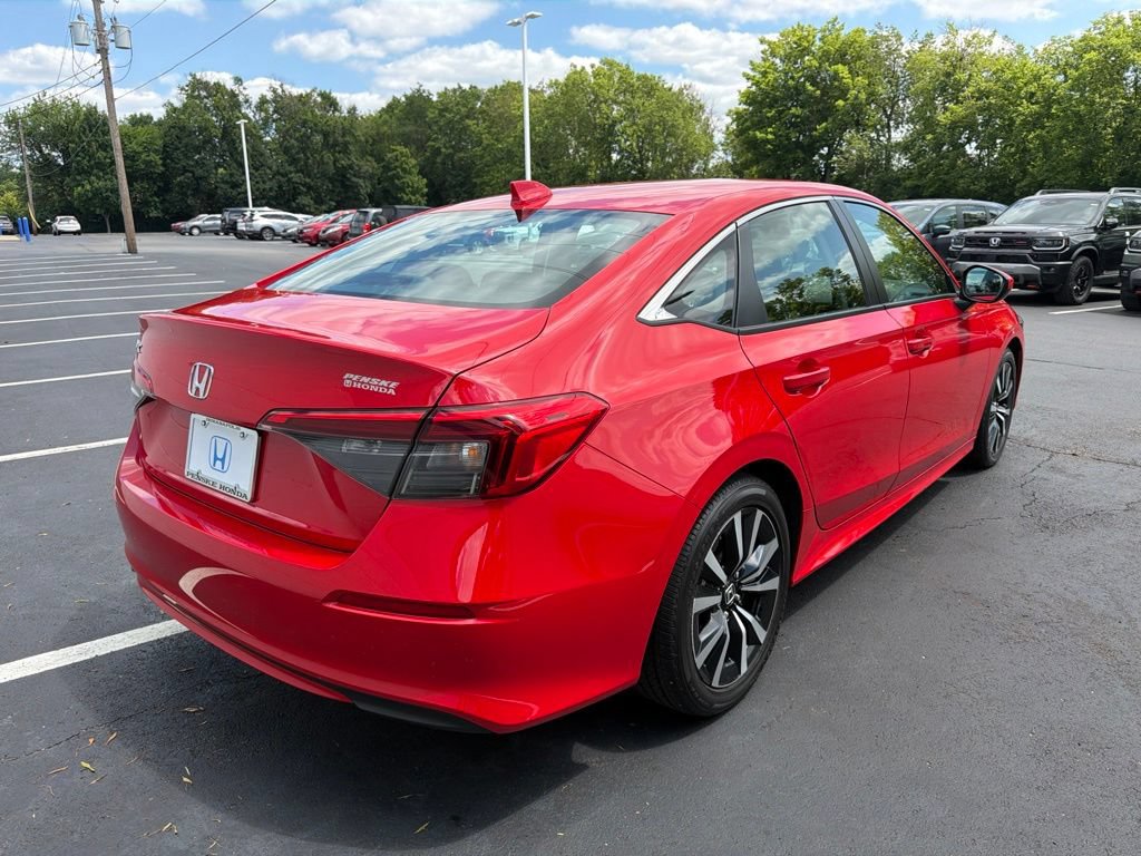Used 2023 Honda Civic EX image 5