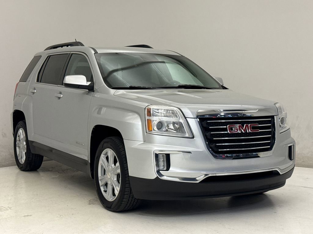 Used 2017 GMC Terrain SLE image 4