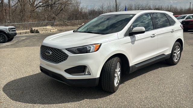 Certified 2023 Ford Edge SEL w/ Convenience Package image 7