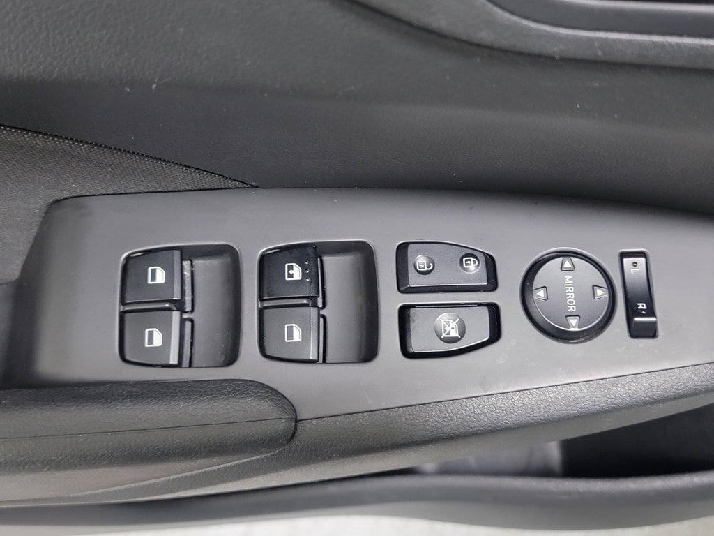 Used 2022 Hyundai Accent SE FWD image 24