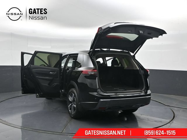 Used 2025 Nissan Rogue SL AWD/4WD image 58