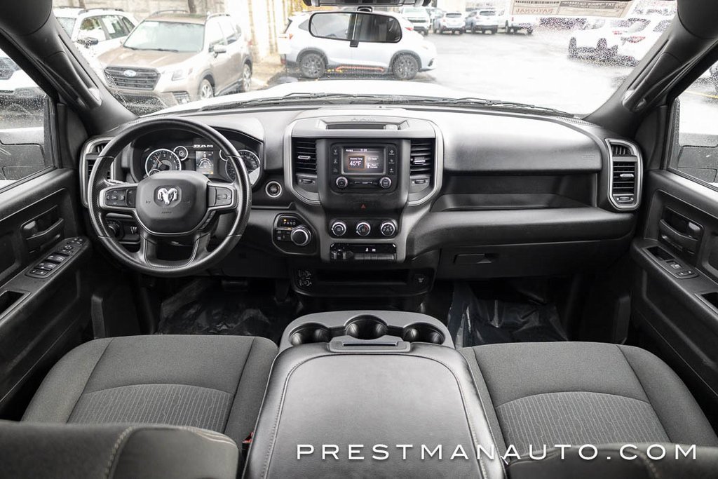 Used 2024 RAM 2500 Tradesman w/ Chrome Appearance Group image 33