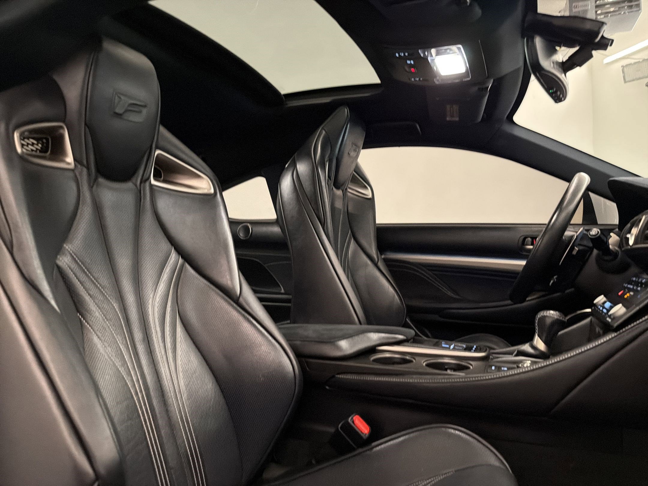 Used 2015 Lexus RC F w/ Premium Package RWD image 30