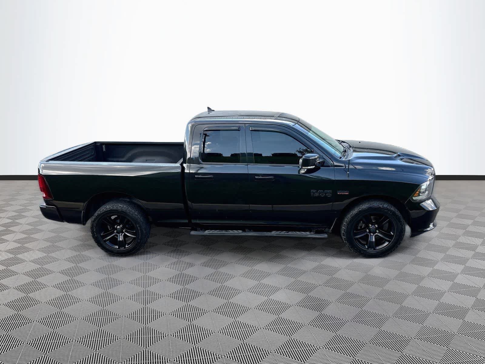 Used 2017 RAM 1500 Sport w/ Black Ram 1500 Sport Group RWD image 4
