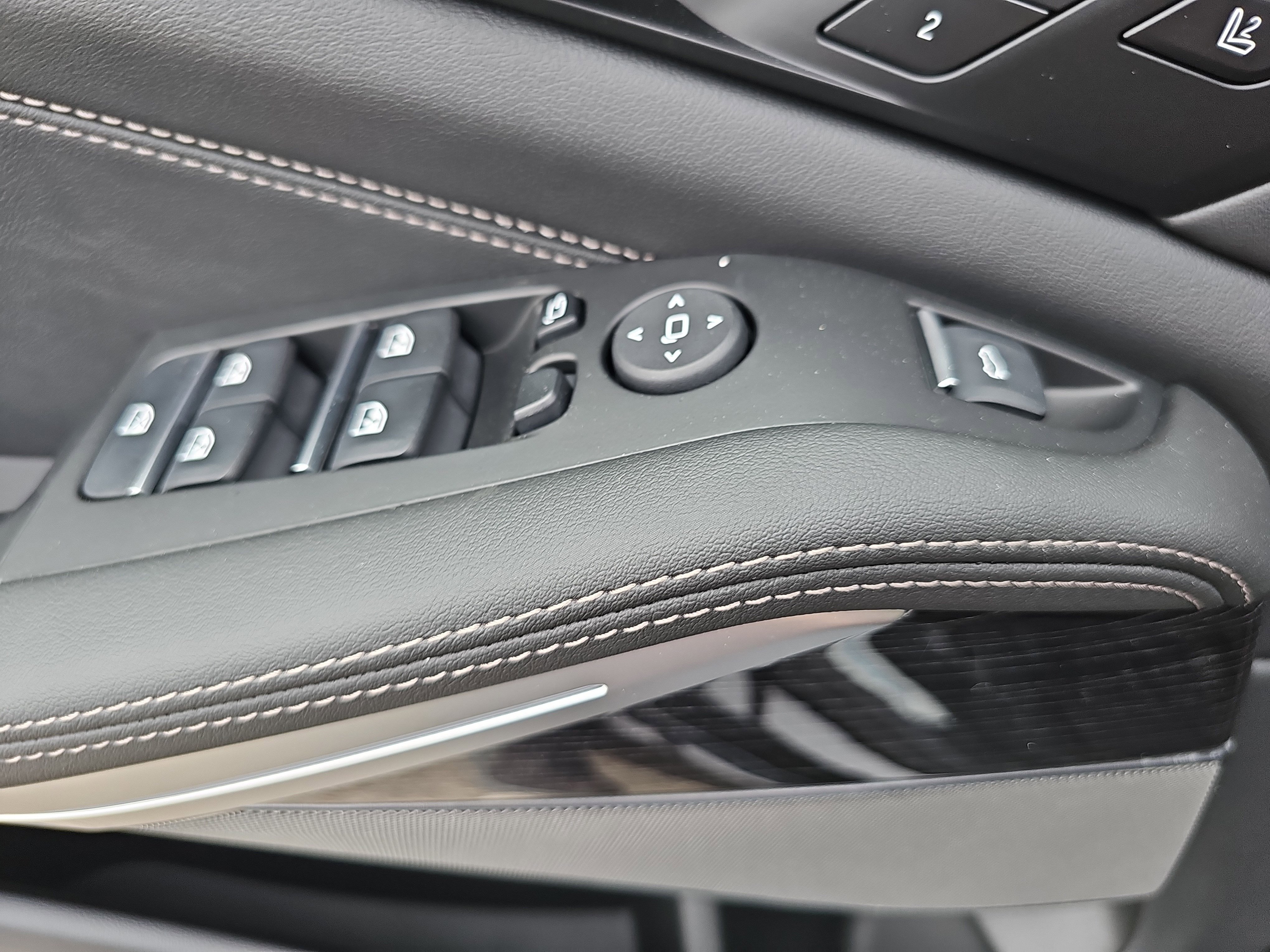 New 2026 BMW X5 xDrive40i w/ M Sport Package AWD/4WD image 30