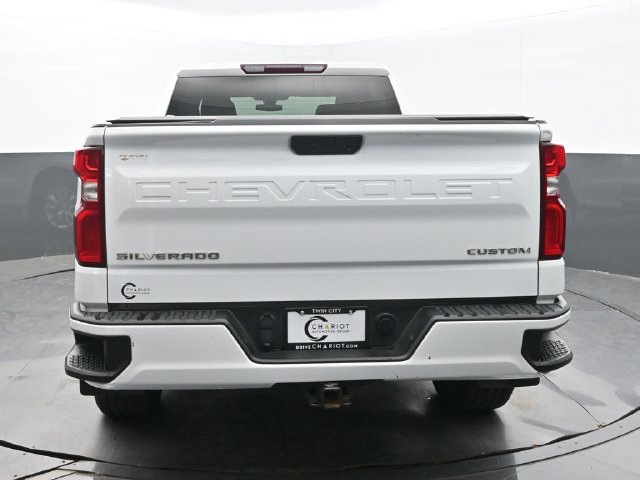 Used 2022 Chevrolet Silverado 1500 Custom w/ Safety Confidence Package AWD/4WD image 5