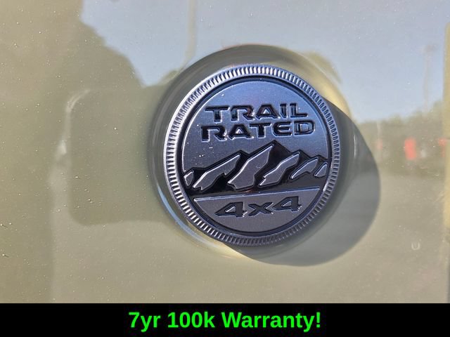 Certified 2025 Jeep Gladiator Sport AWD/4WD image 12