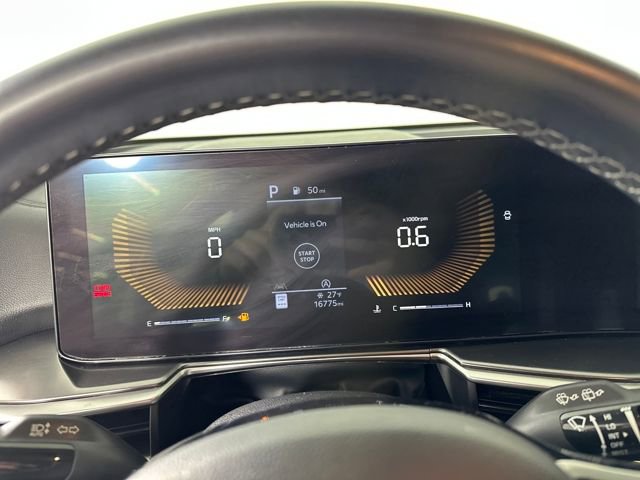 Used 2024 Kia Sorento S w/ Panoramic Sunroof Package image 17