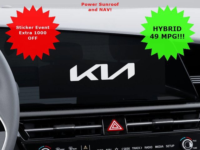 New 2025 Kia Niro EX Touring image 18