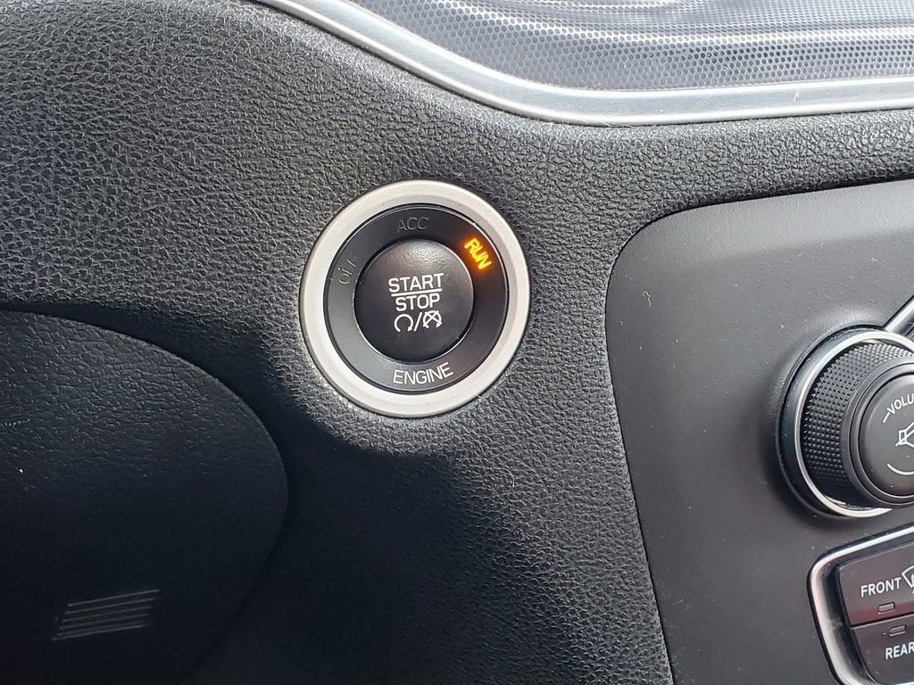 Used 2015 Dodge Charger R/T w/ Wheels & Tunes Group image 23