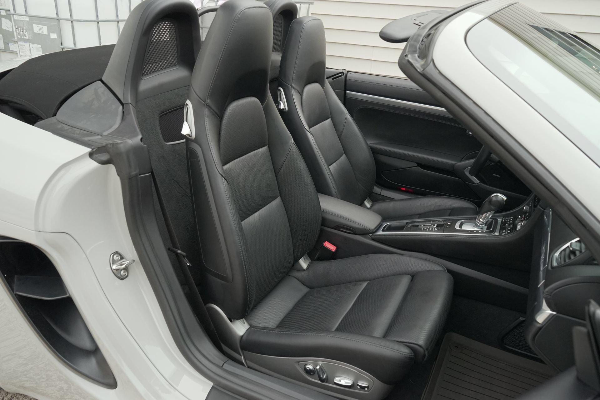 Used 2022 Porsche 718 Boxster GTS RWD image 4