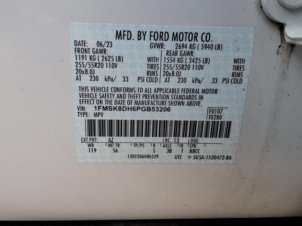 Used 2023 Ford Explorer XLT w/ Equipment Group 202A AWD/4WD image 29