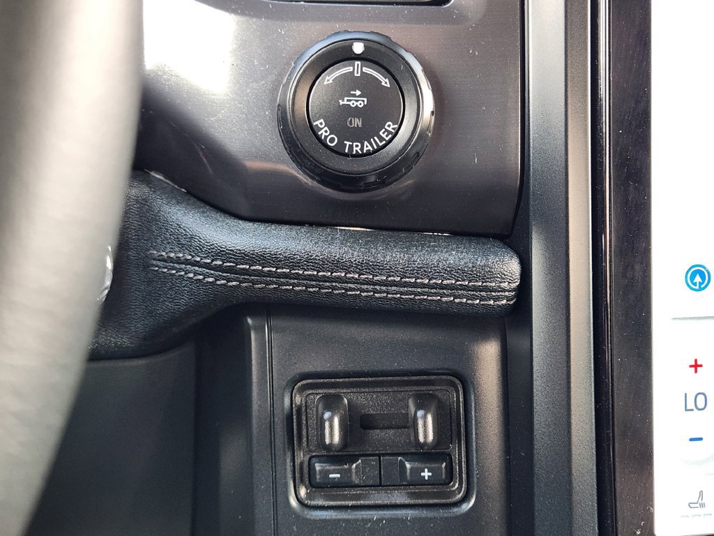 Used 2025 Ford F150 Lightning Flash AWD/4WD image 31