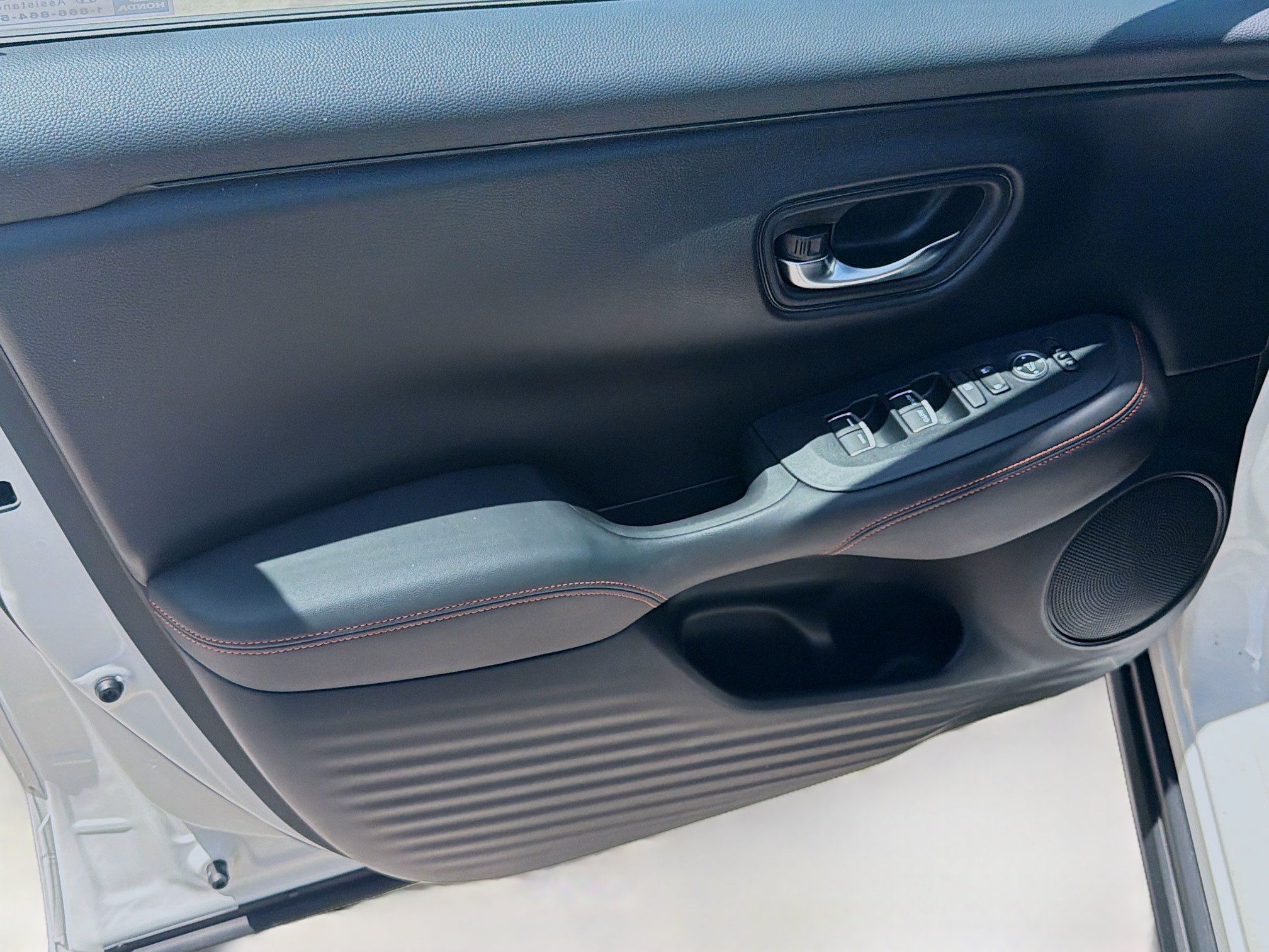 Certified 2024 Honda HR-V Sport image 18