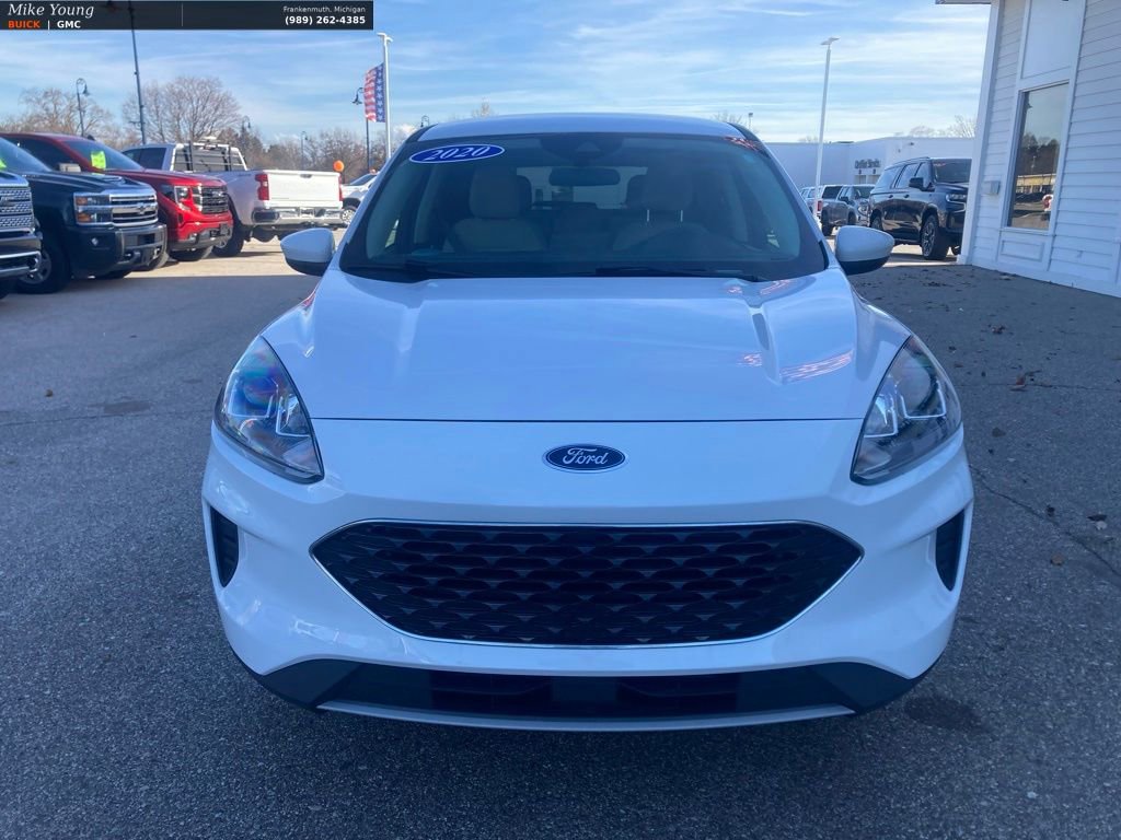 Used 2020 Ford Escape SE image 2
