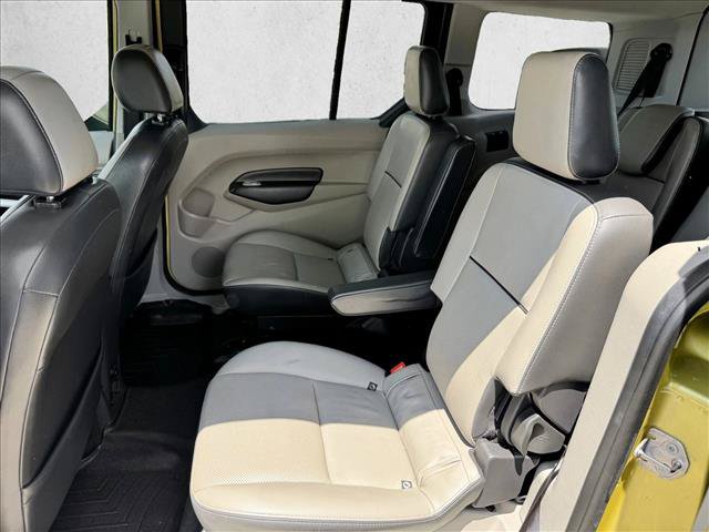 Used 2016 Ford Transit Connect Titanium FWD image 17
