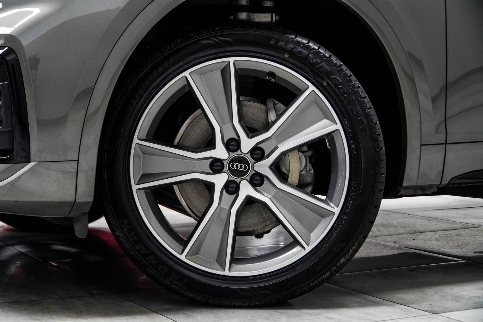 Used 2025 Audi Q5 2.0T Premium AWD/4WD image 7