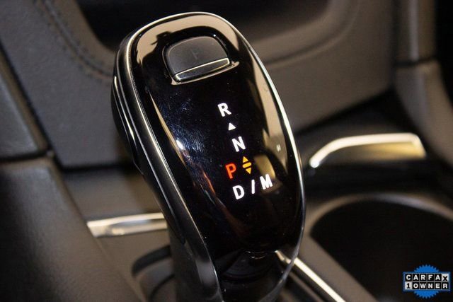 Used 2025 Cadillac XT6 Premium Luxury image 36