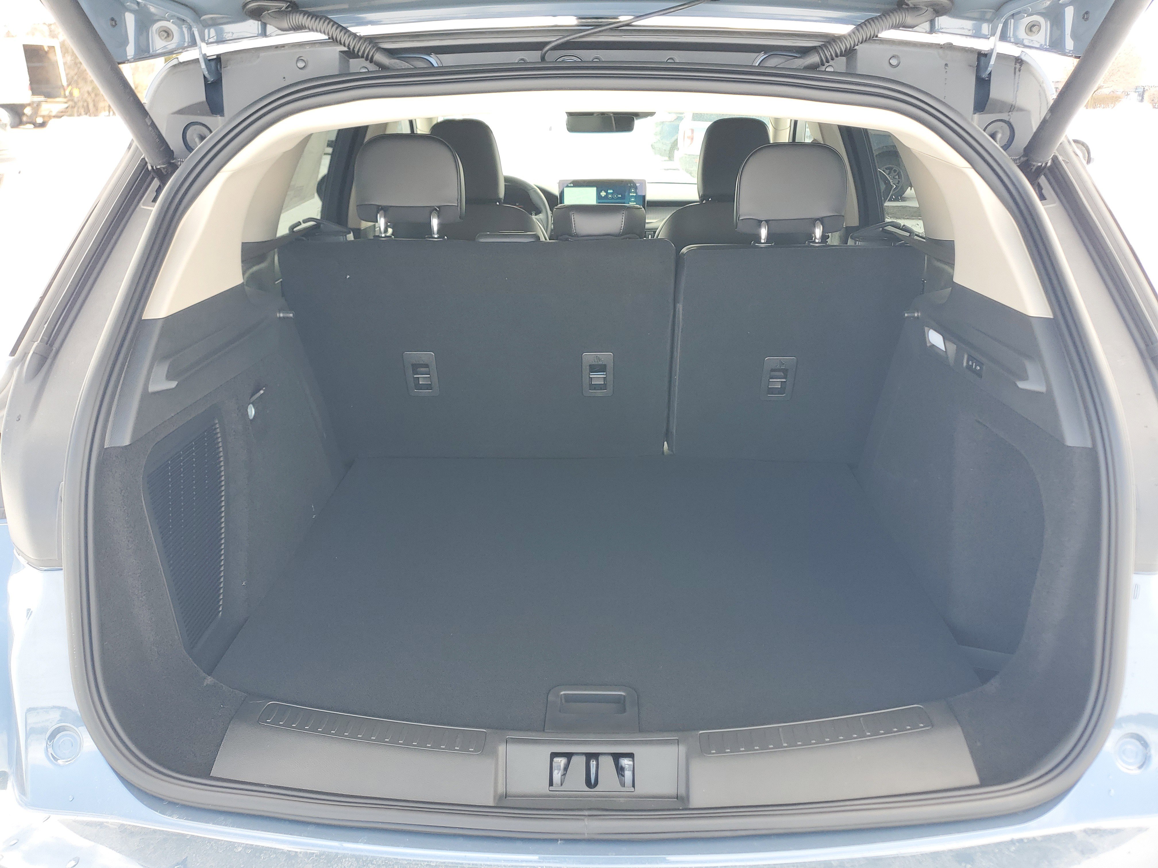 New 2026 Lincoln Corsair Premiere image 29