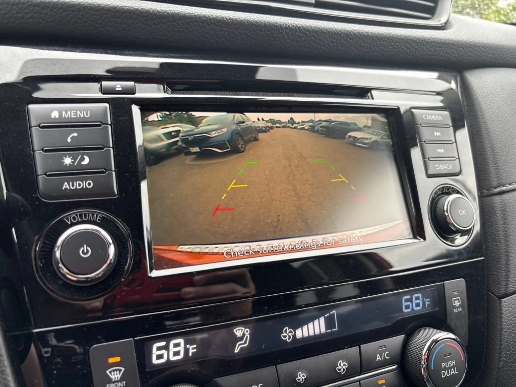 Used 2020 Nissan Rogue SV AWD/4WD image 25