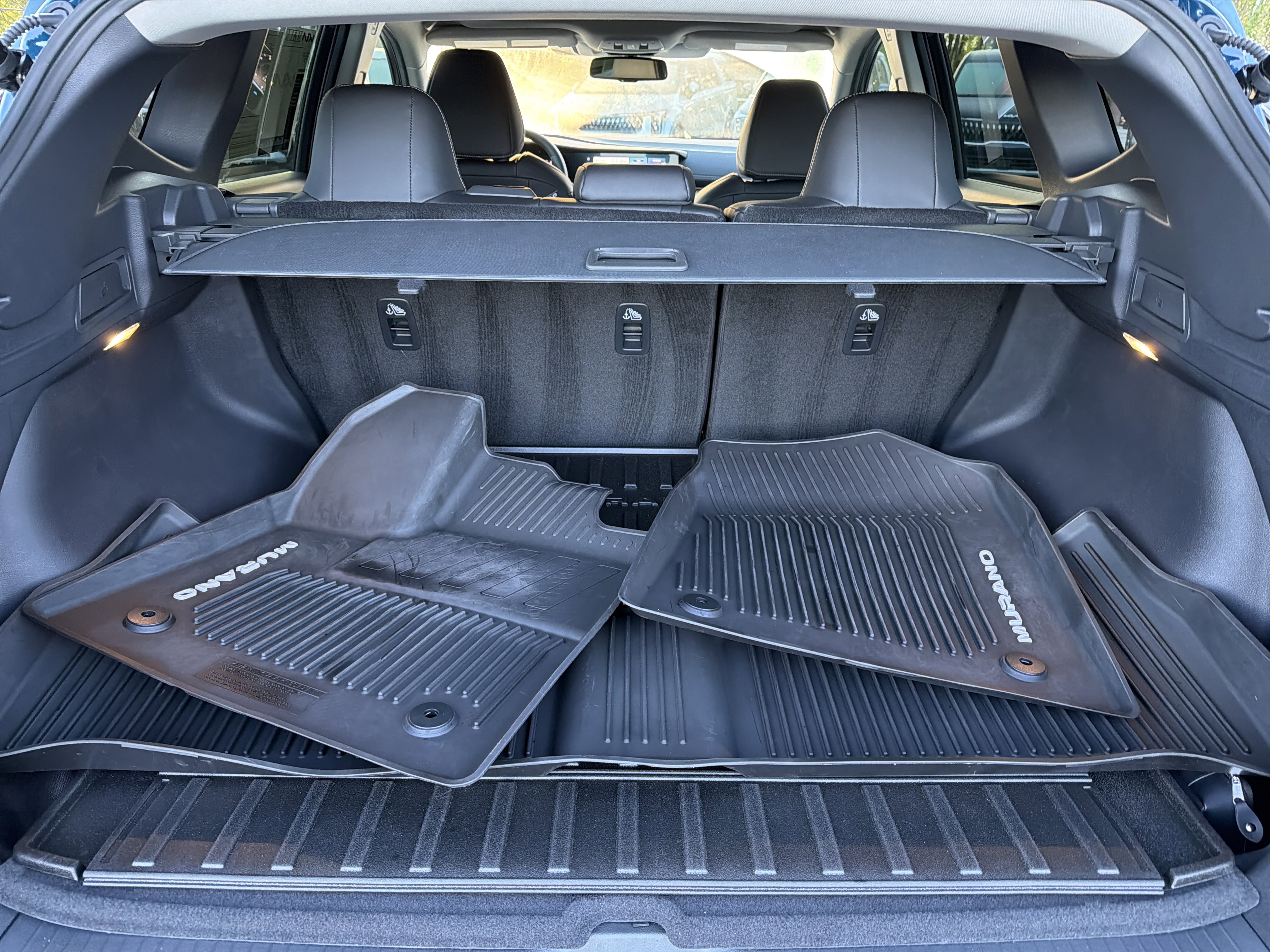 Used 2025 Nissan Murano SL w/ Cargo Package image 19