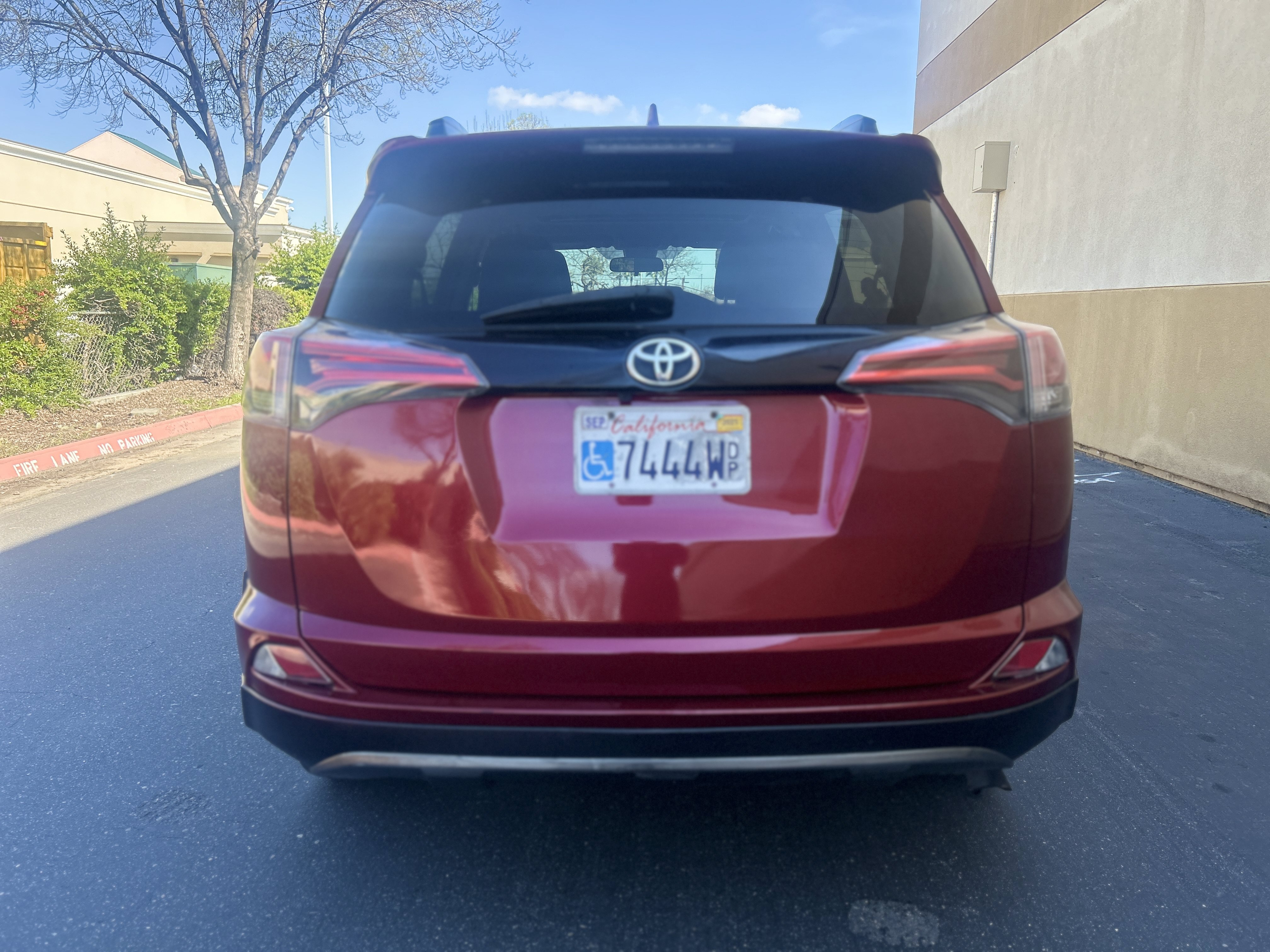 Used 2018 Toyota RAV4 Adventure AWD/4WD image 12