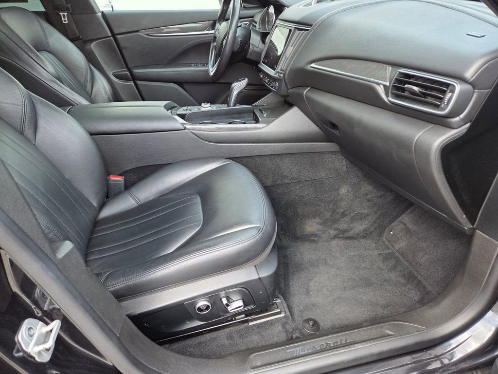 Used 2022 Maserati Levante GT image 13