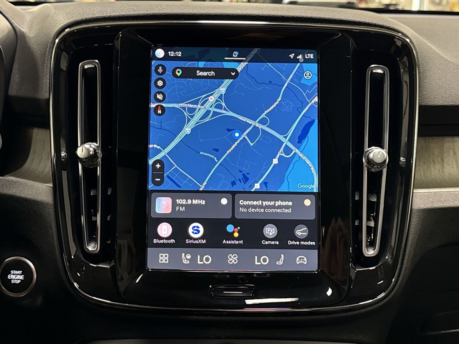 Certified 2024 Volvo XC40 B5 Plus w/ Climate Package AWD/4WD image 20
