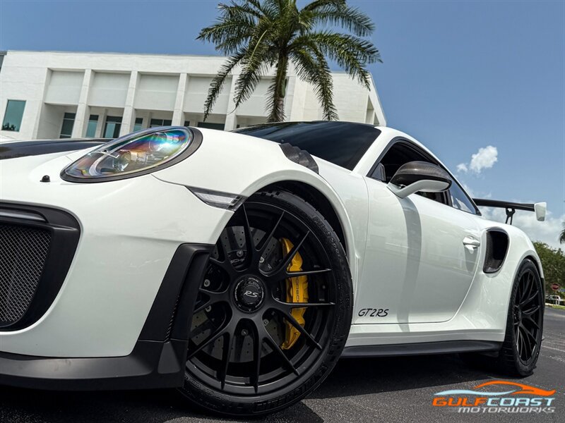 Used 2018 Porsche 911 GT2 RS RWD image 11