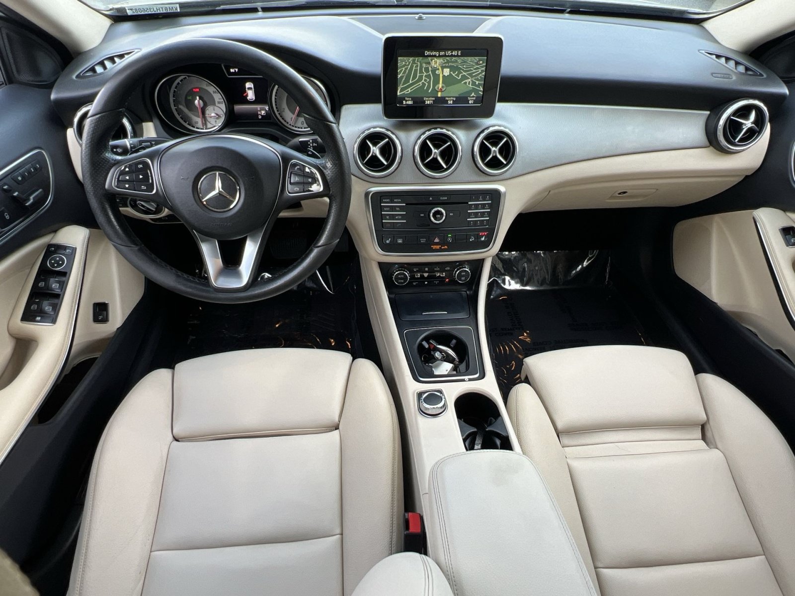 Used 2017 Mercedes-Benz GLA 250 4MATIC image 28