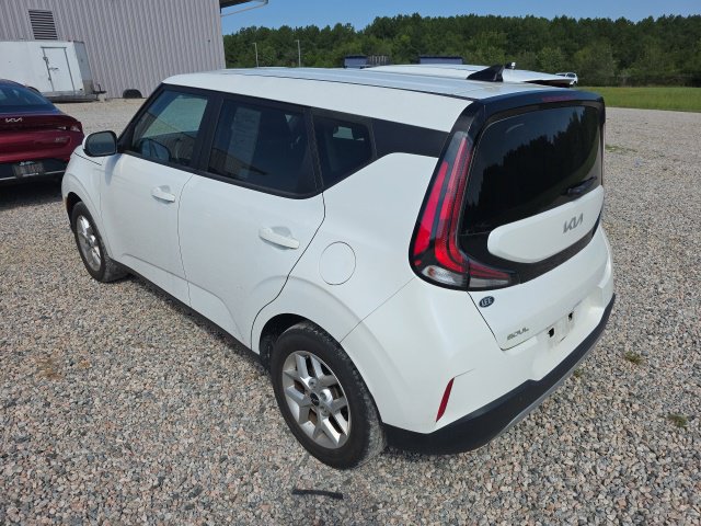 Certified 2024 Kia Soul LX w/ Option Group 015 FWD image 4