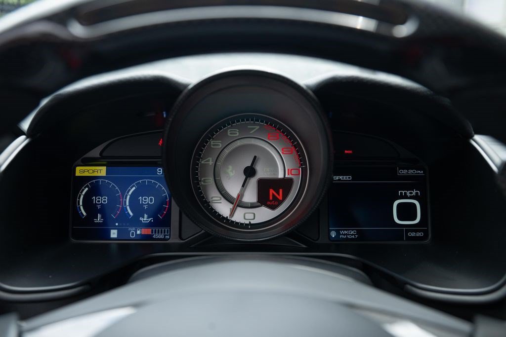 Used 2022 Ferrari Portofino M RWD image 40