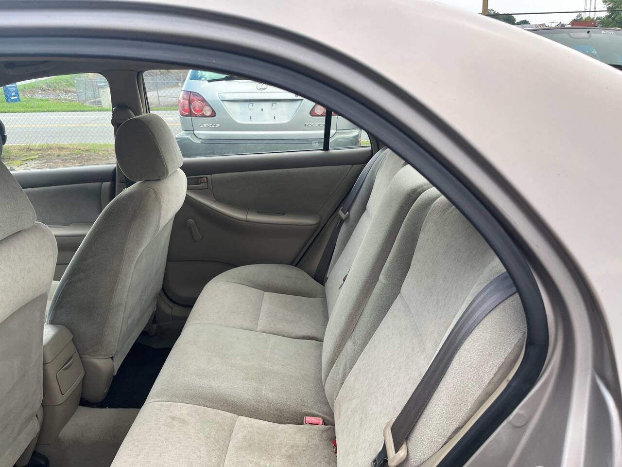 Used 2003 Toyota Corolla CE image 11