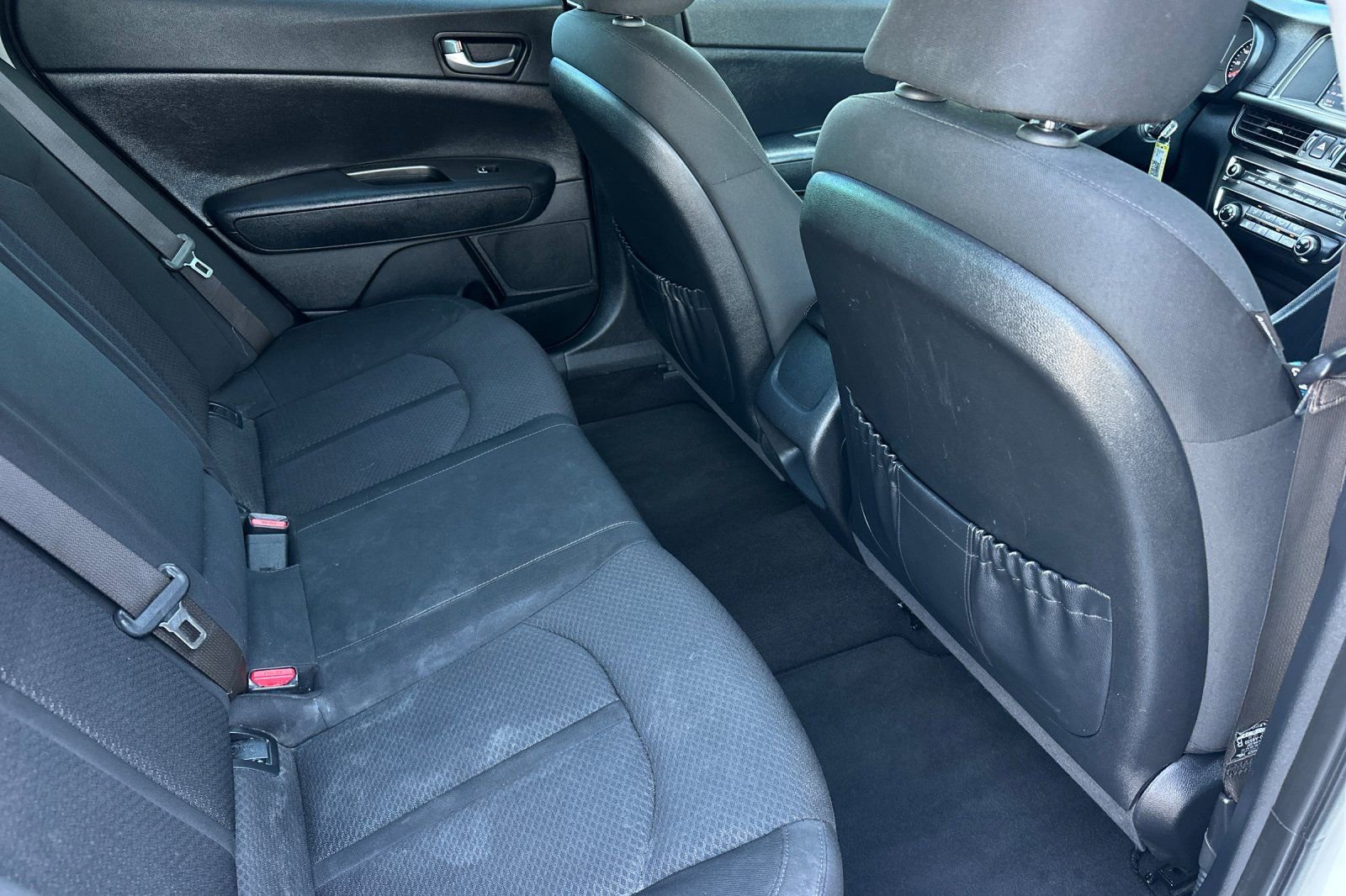 Used 2018 Kia Optima LX image 17