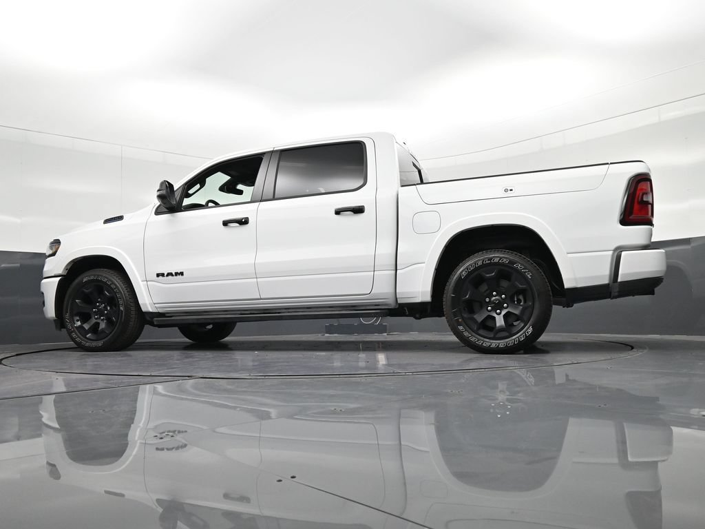 Used 2025 RAM 1500 Big Horn RWD image 31