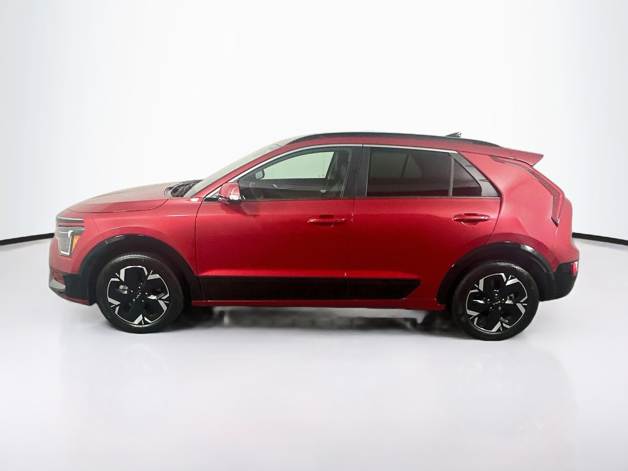 Used 2023 Kia Niro Wind w/ Wind Preserve Package FWD image 4