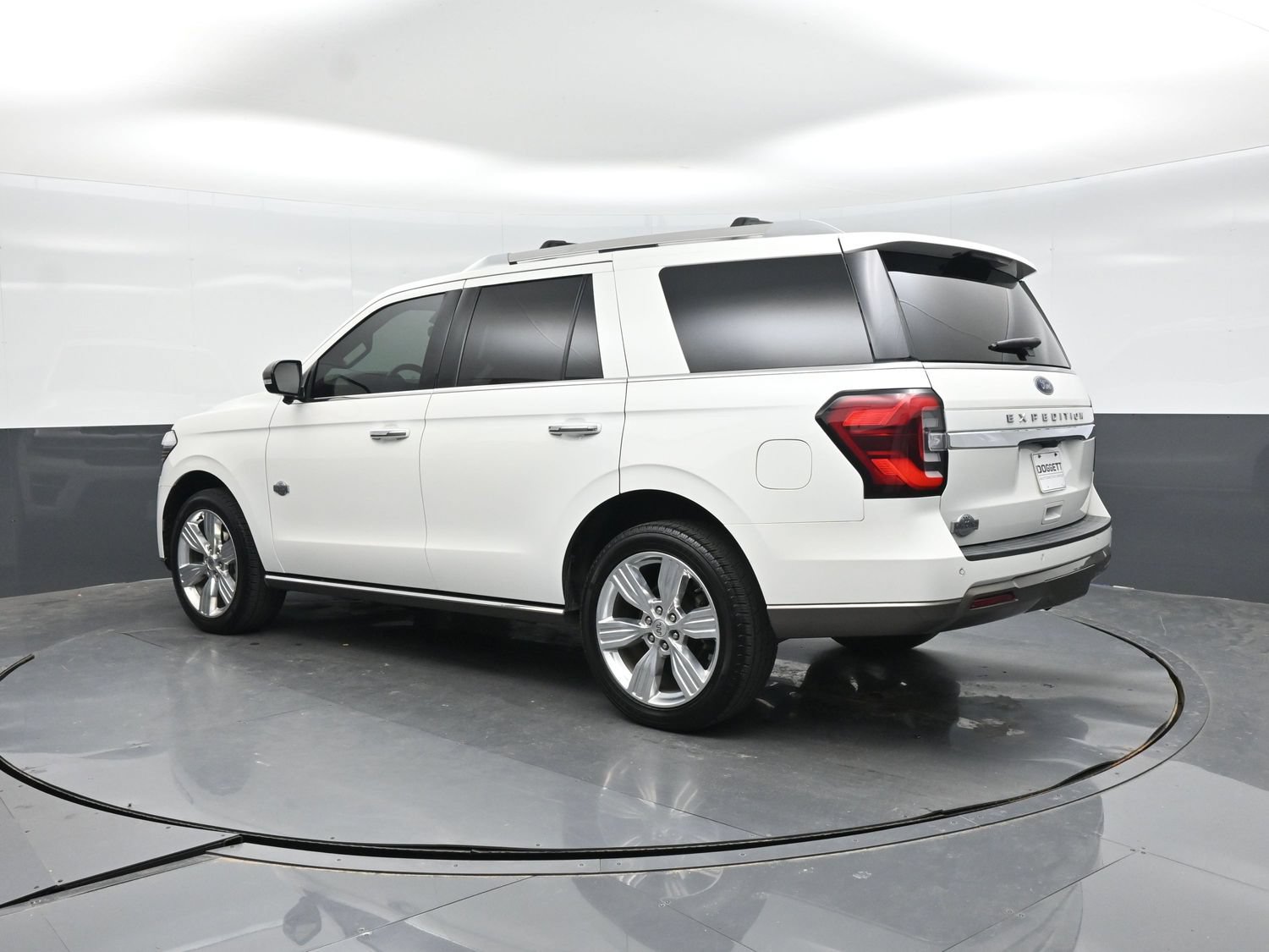 Certified 2023 Ford Expedition King Ranch RWD image 5