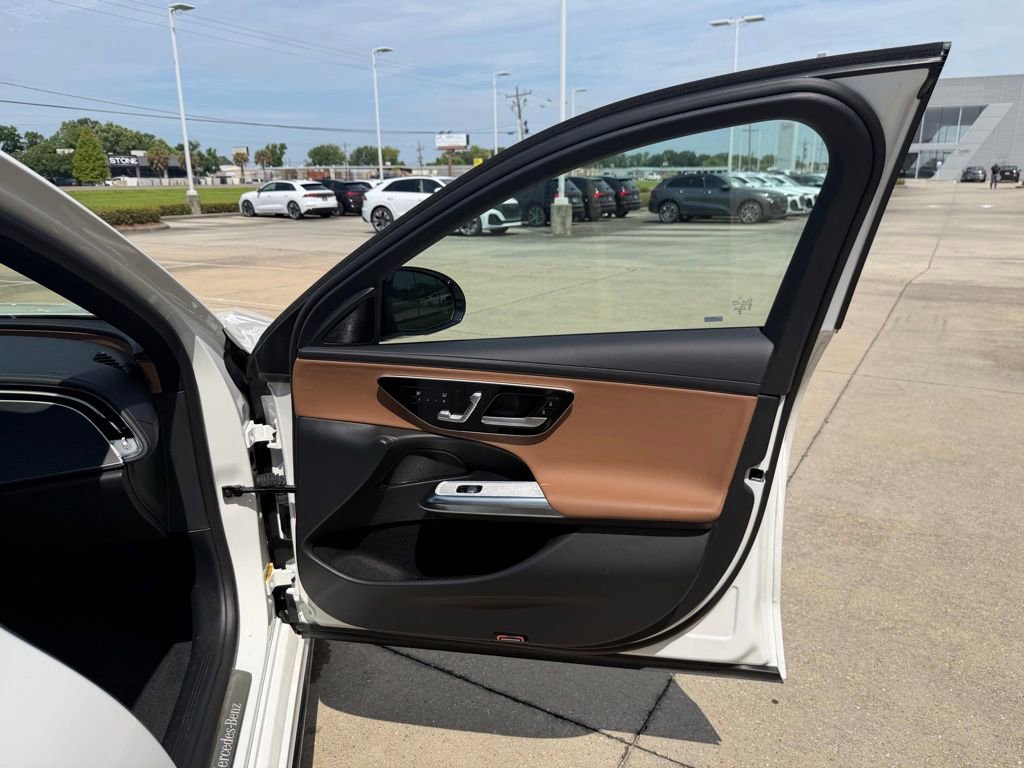 Used 2024 Mercedes-Benz E 350 4MATIC Sedan image 28