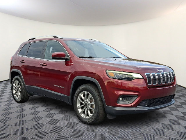 Used 2019 Jeep Cherokee Latitude Plus w/ Comfort/Convenience Group