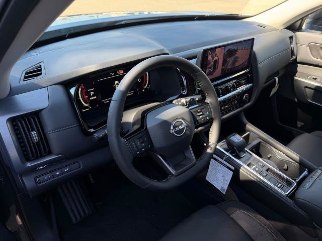 New 2026 Nissan Pathfinder SL FWD image 17