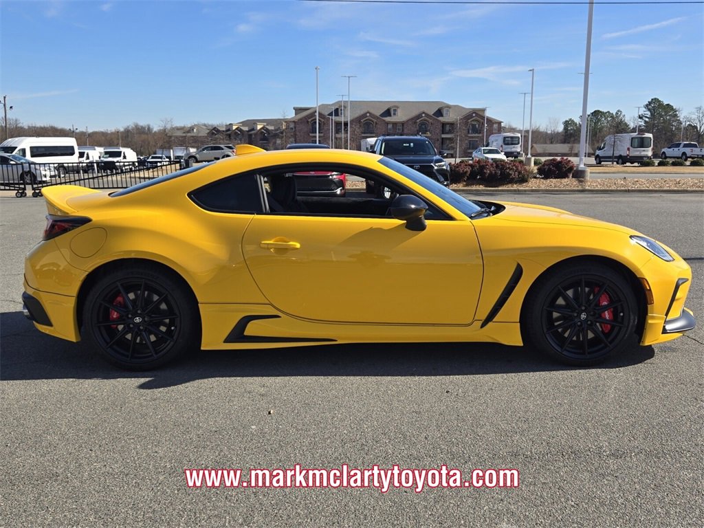 New 2026 Toyota GR86 YUZU Limited image 2