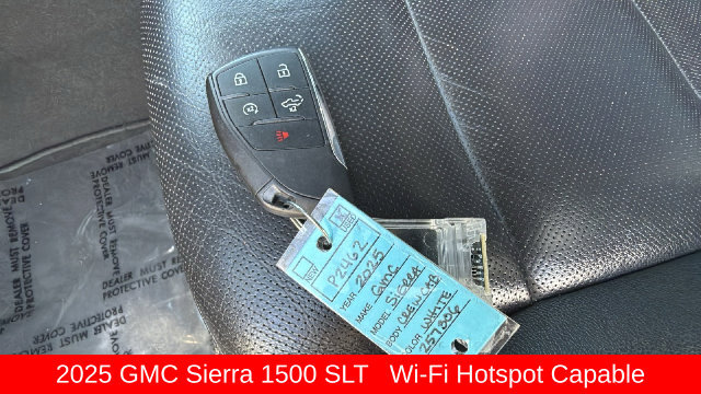Used 2025 GMC Sierra 1500 SLT AWD/4WD image 29