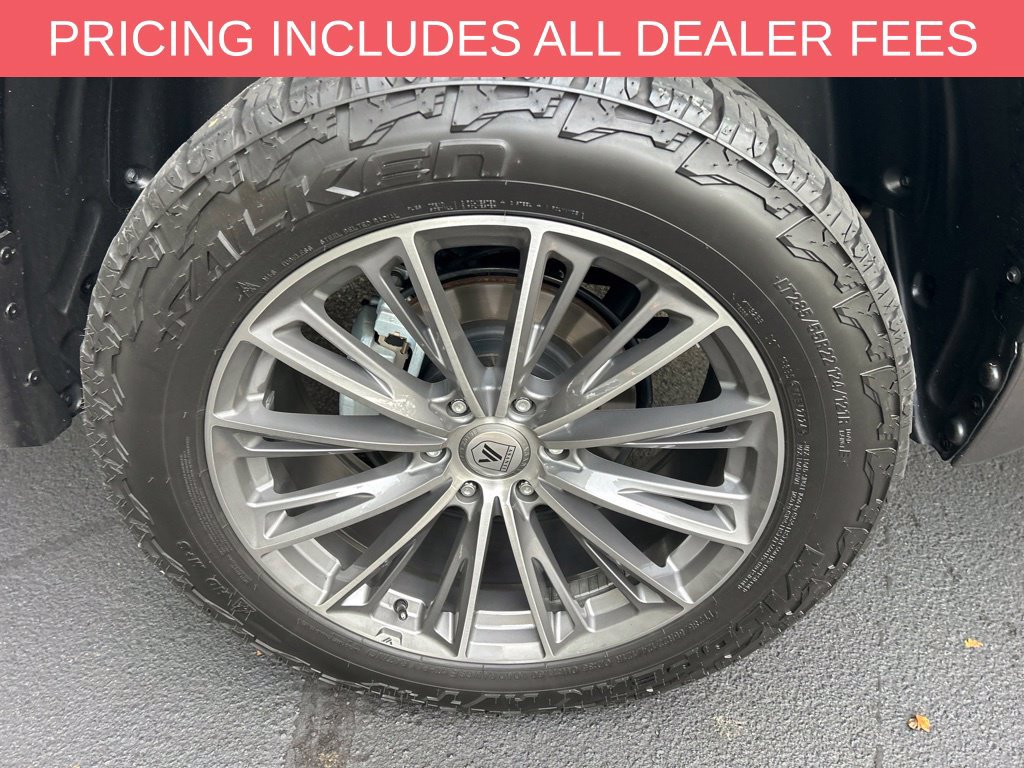 Used 2024 Toyota Tundra Platinum AWD/4WD image 10