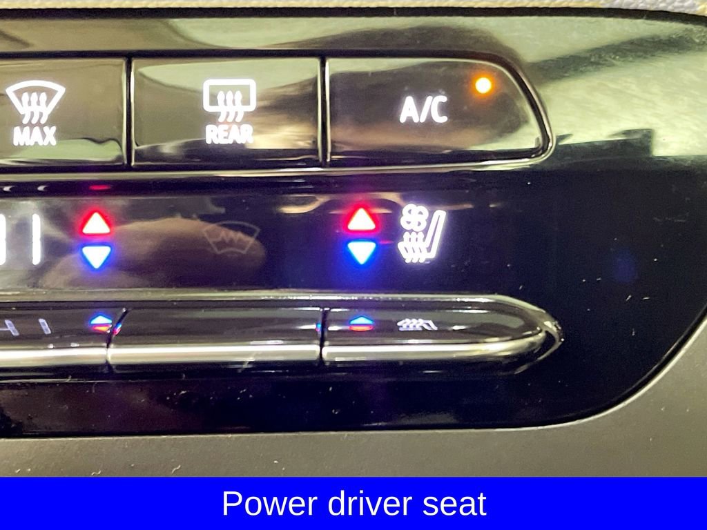 Used 2022 Buick Envision Avenir w/ Premium Seat Package image 25