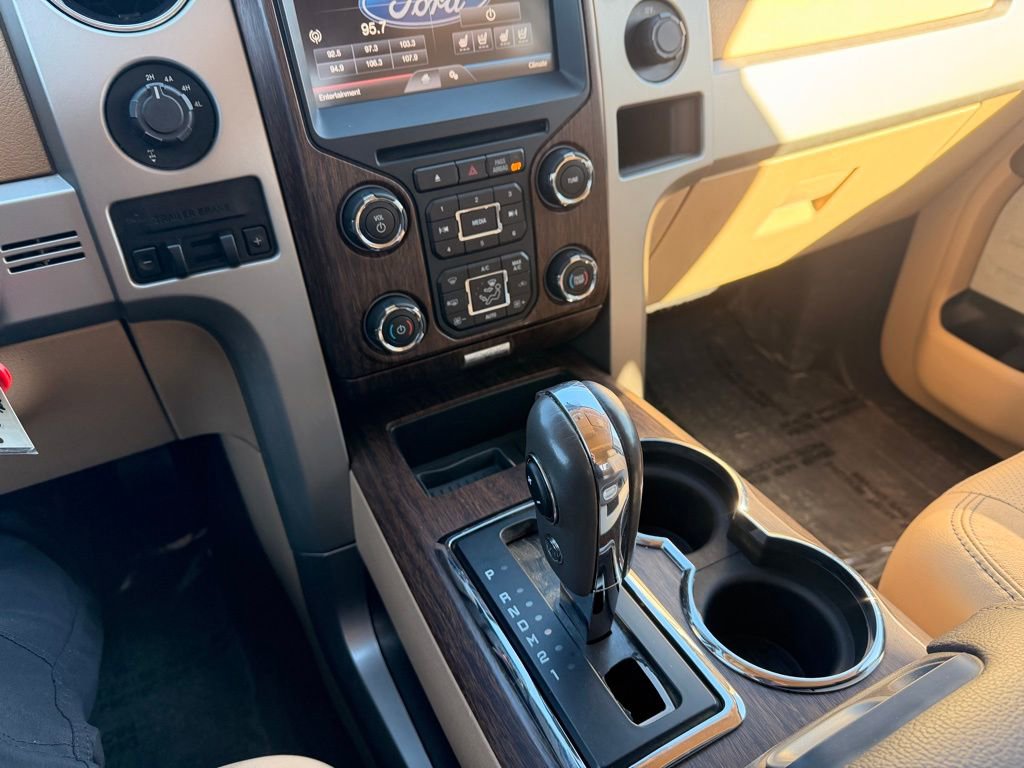 Used 2014 Ford F150 Lariat w/ Lariat Chrome Package image 20