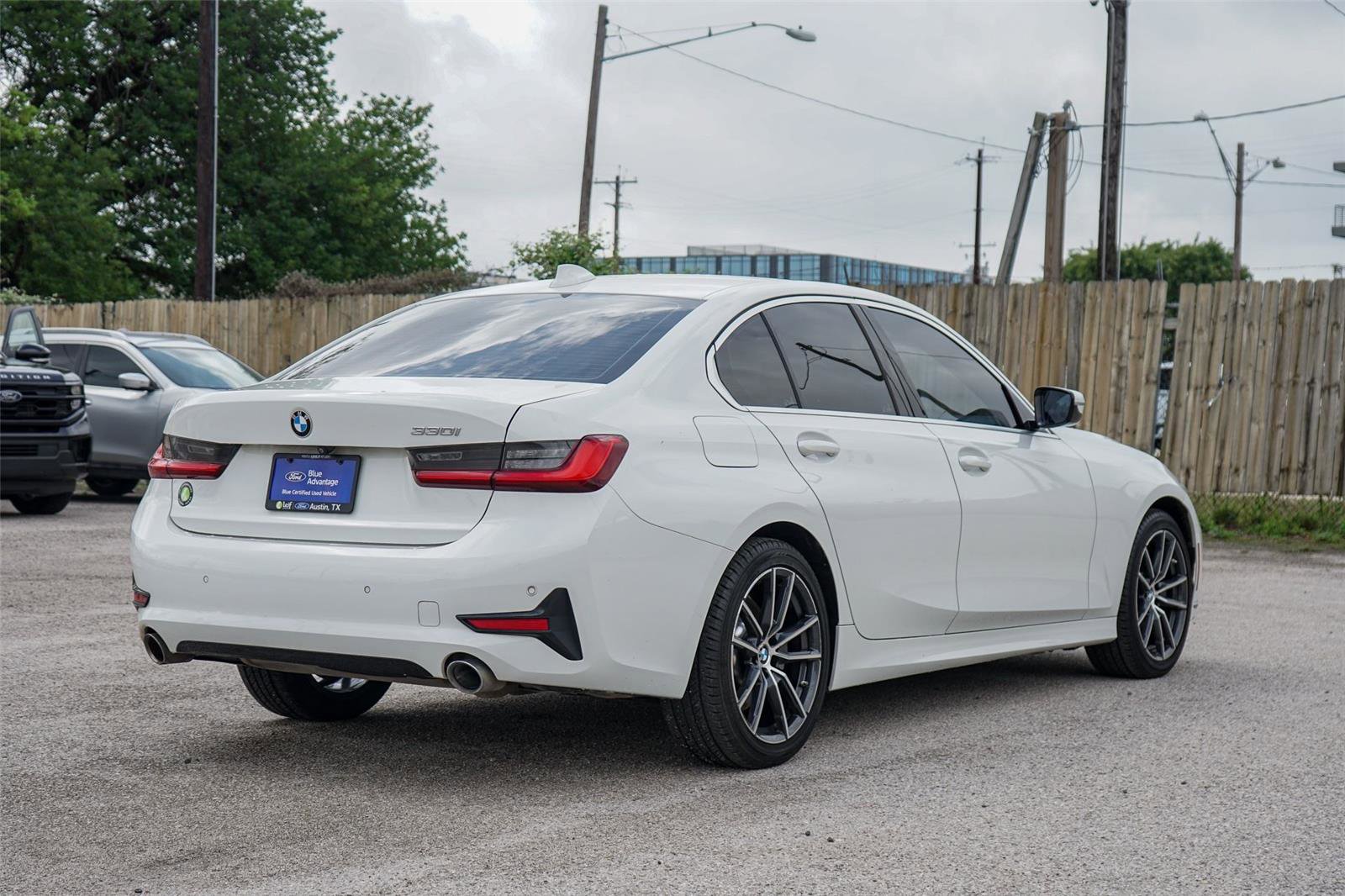 Used 2019 BMW 330i Sedan RWD image 5