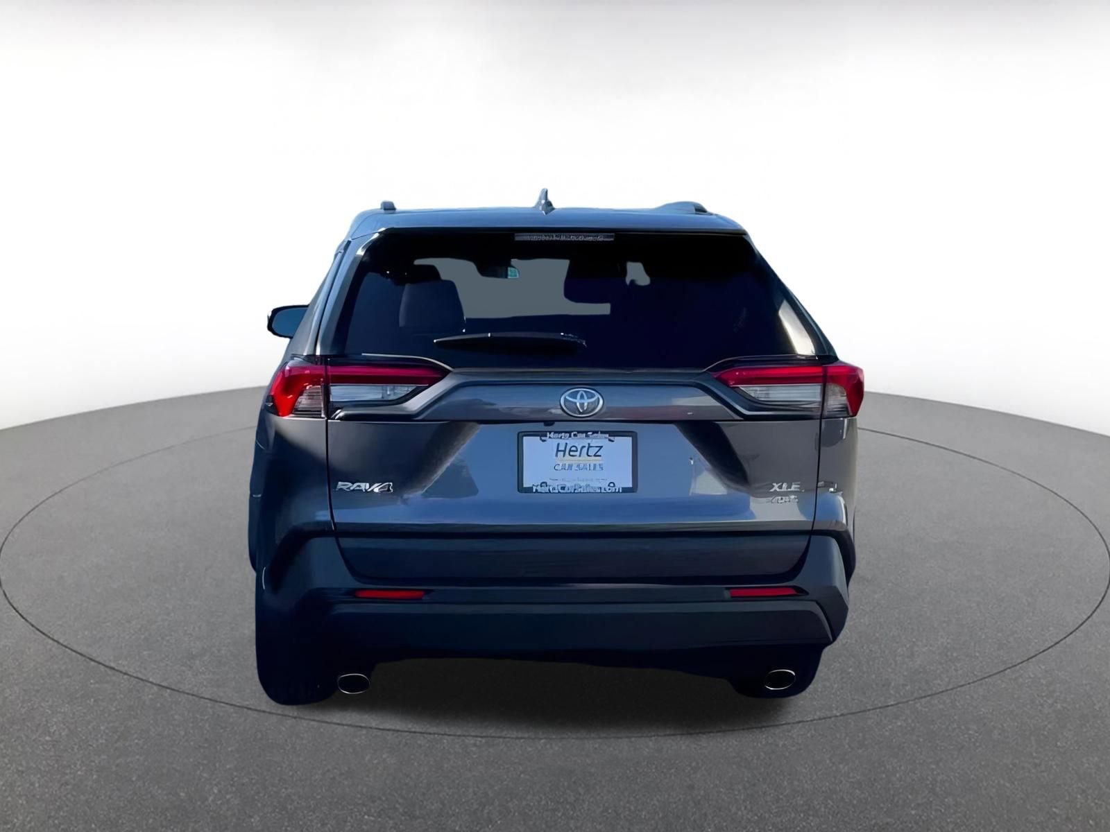 Used 2025 Toyota RAV4 XLE image 12