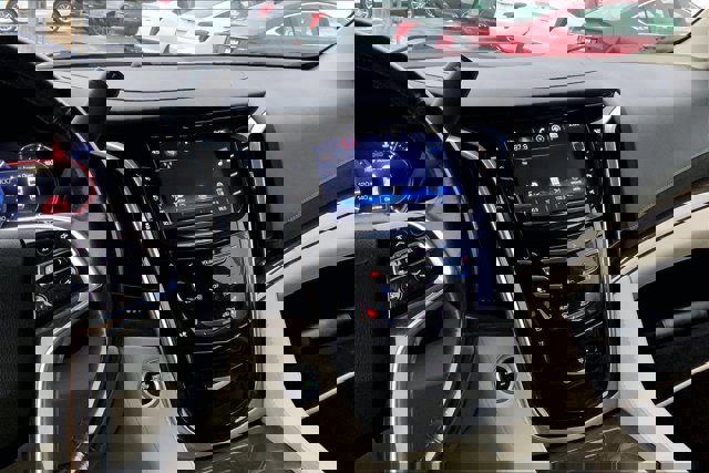 Used 2019 Cadillac Escalade ESV Luxury image 5