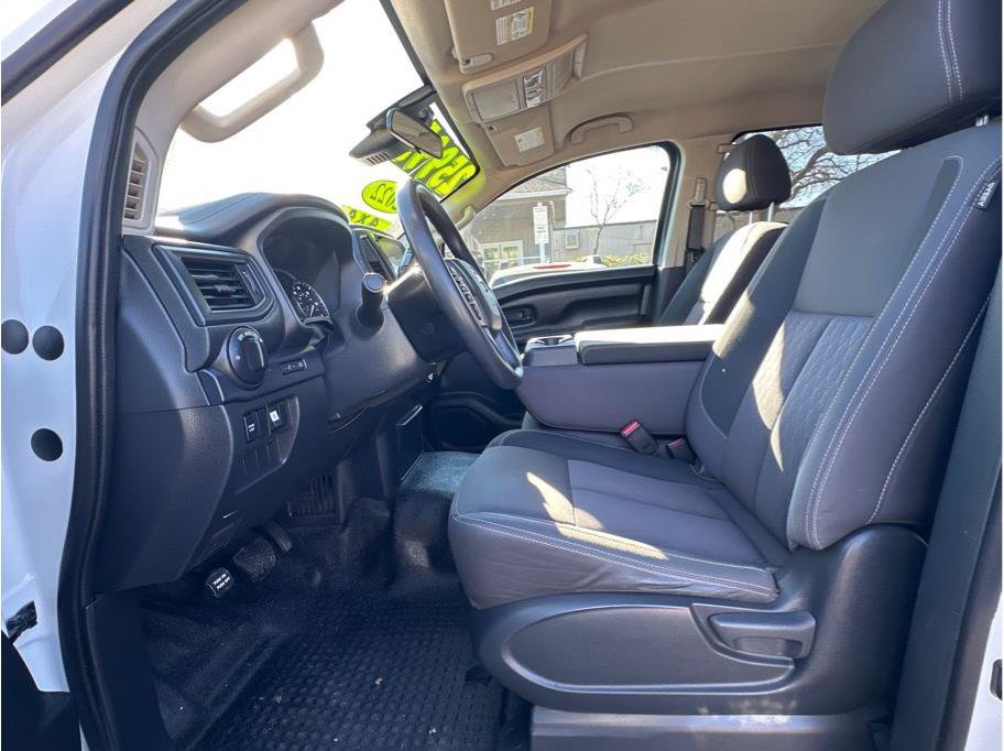Used 2022 Nissan Titan S w/ S Utility Package image 14